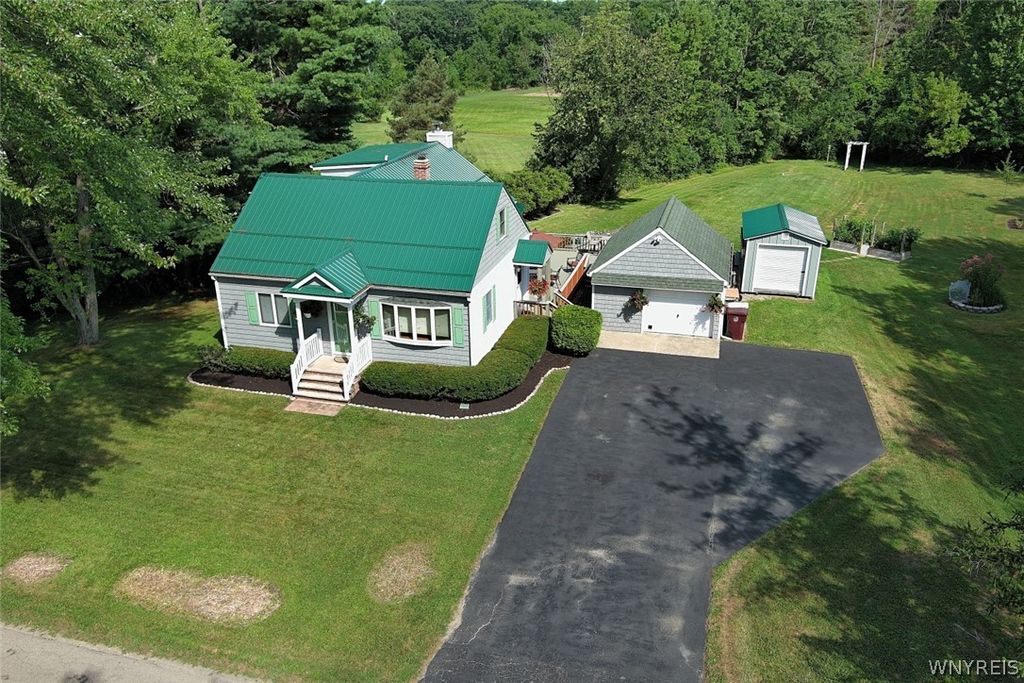 2470 Bauer Road, Eden, NY 14057