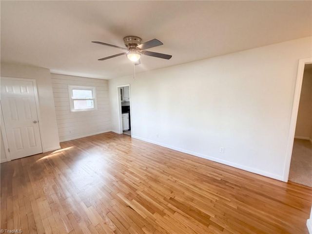 509 Greenbriar Road, Greensboro, NC 27405