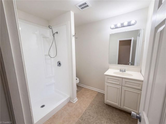 509 Greenbriar Road, Greensboro, NC 27405
