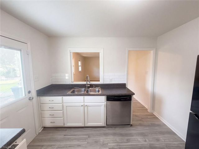 509 Greenbriar Road, Greensboro, NC 27405