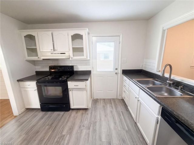 509 Greenbriar Road, Greensboro, NC 27405