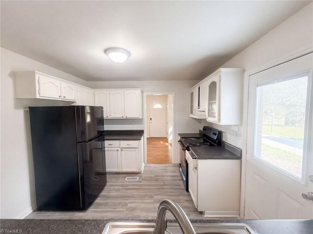 509 Greenbriar Road, Greensboro, NC 27405