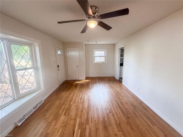 509 Greenbriar Road, Greensboro, NC 27405