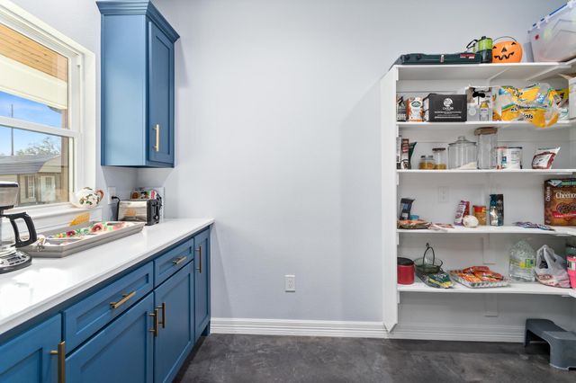 847 W Buccaneer Drive, Winnie, TX 77665