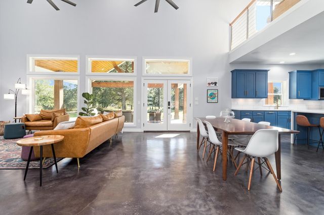 847 W Buccaneer Drive, Winnie, TX 77665