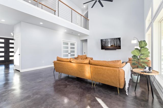 847 W Buccaneer Drive, Winnie, TX 77665