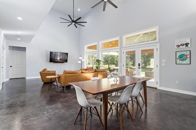 847 W Buccaneer Drive, Winnie, TX 77665