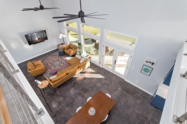 847 W Buccaneer Drive, Winnie, TX 77665