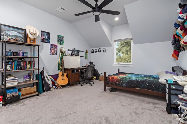 847 W Buccaneer Drive, Winnie, TX 77665