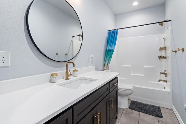 847 W Buccaneer Drive, Winnie, TX 77665