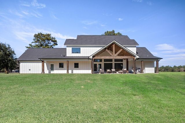 847 W Buccaneer Drive, Winnie, TX 77665