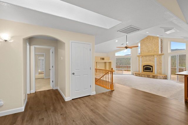 580 Ragsdale Road, Trail, OR 97541