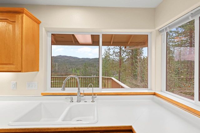 580 Ragsdale Road, Trail, OR 97541