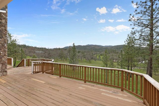 580 Ragsdale Road, Trail, OR 97541