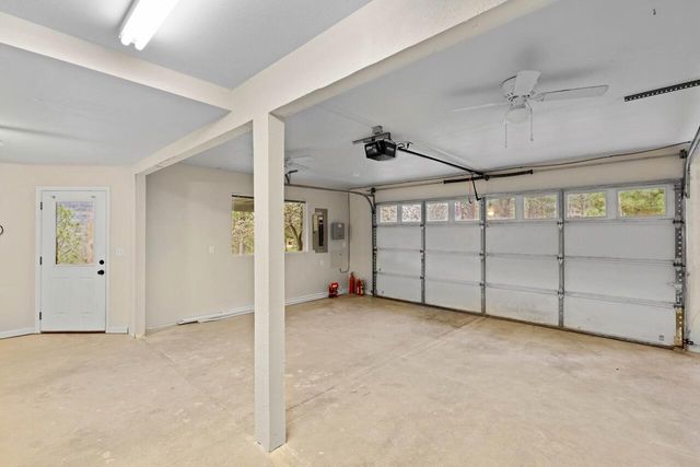 580 Ragsdale Road, Trail, OR 97541