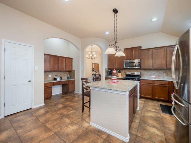 240 Blossom Valley STRM, Buda, TX 78610