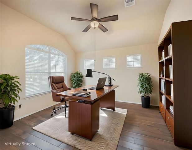 240 Blossom Valley STRM, Buda, TX 78610