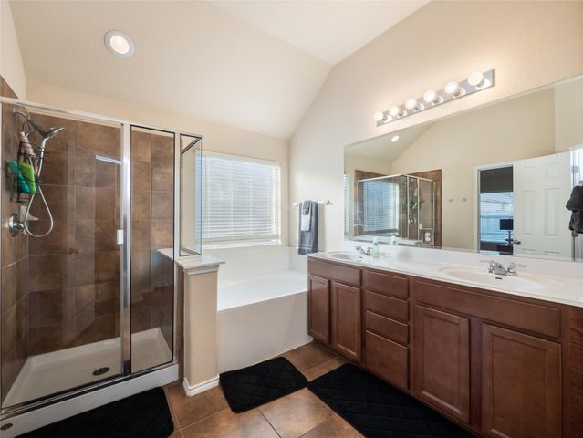 240 Blossom Valley STRM, Buda, TX 78610