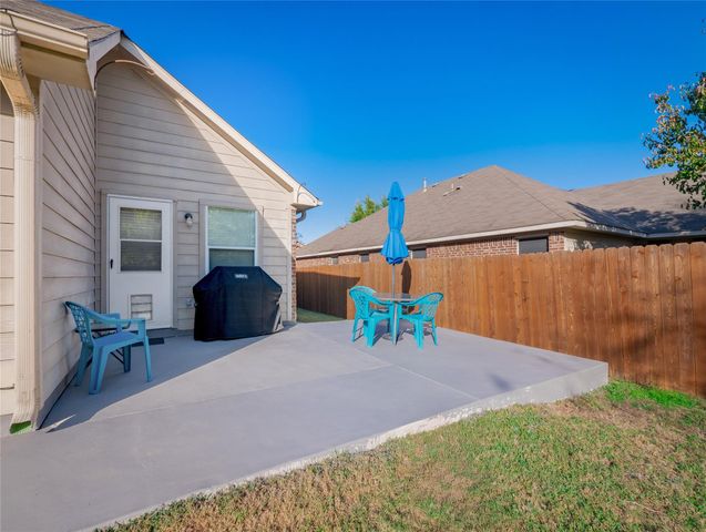 240 Blossom Valley STRM, Buda, TX 78610