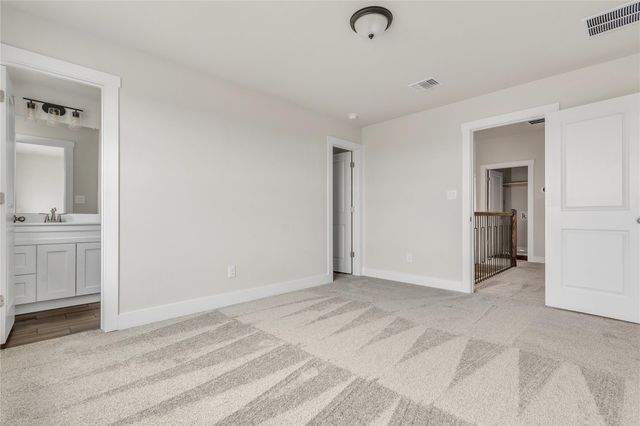 8424 Red Bottle Brush RD, Lago Vista, TX 78645