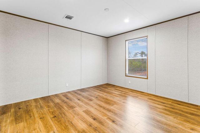 753 Sunny Drive, Livingston, TX 77351