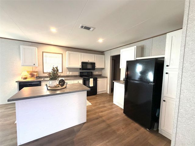 753 Sunny Drive, Livingston, TX 77351