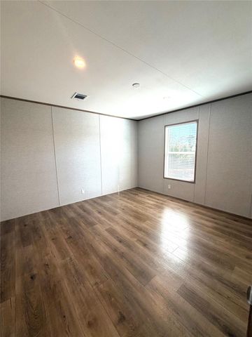 753 Sunny Drive, Livingston, TX 77351