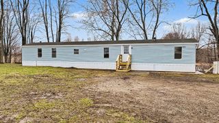 68544 County Road 372, Hartford Twp, MI 49057