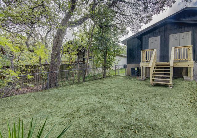 404 W Dittmar RD B, Austin, TX 78745