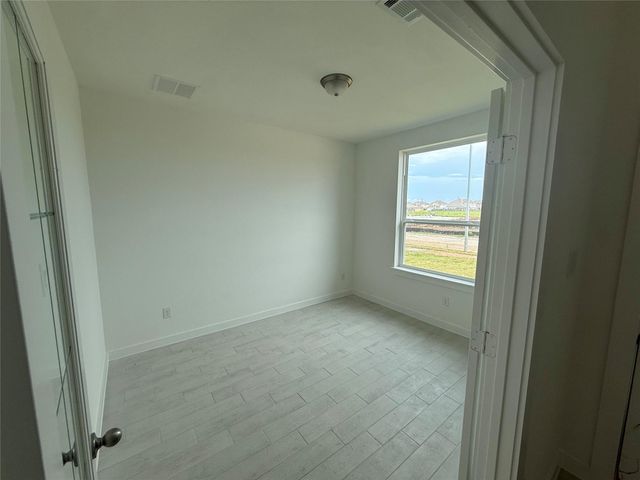 822 Orchard Vale Road, Rosharon, TX 77583