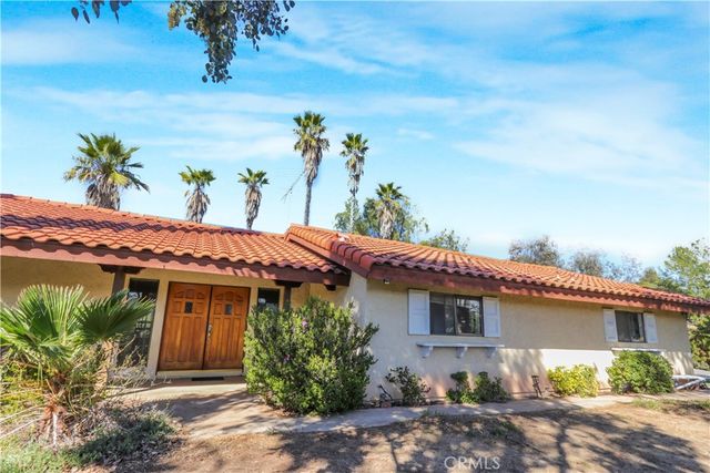 41280 De Portola, Temecula, CA 92592