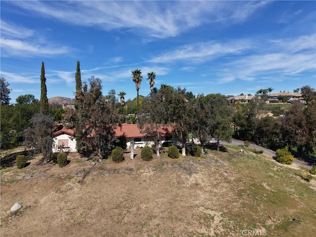 41280 De Portola, Temecula, CA 92592