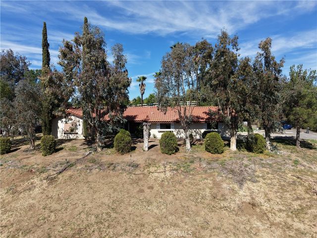 41280 De Portola, Temecula, CA 92592