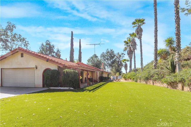 41280 De Portola, Temecula, CA 92592