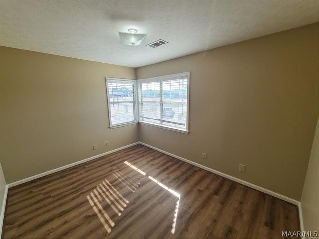 3709 Le Bron Road D, Montgomery, AL 36111