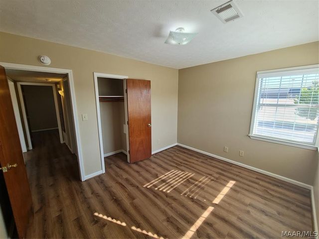 3709 Le Bron Road D, Montgomery, AL 36111
