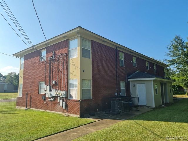 3709 Le Bron Road D, Montgomery, AL 36111