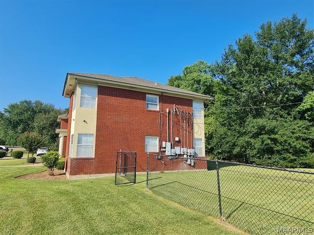 3709 Le Bron Road D, Montgomery, AL 36111