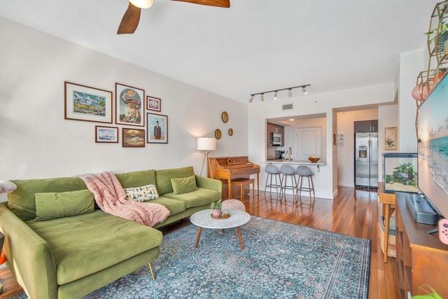 322 E CENTRAL BOULEVARD 1005, Orlando, FL 32801