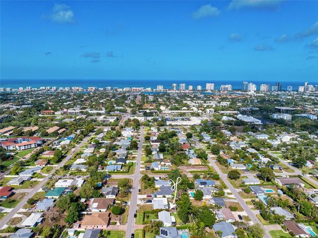 1255 Illinois DR, Naples, FL 34103