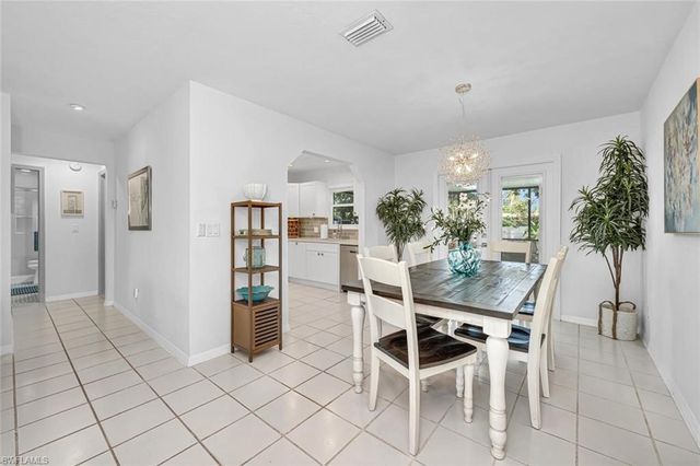 1255 Illinois DR, Naples, FL 34103
