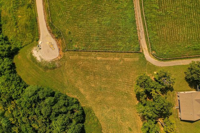 24B Bluegill Lane, Hilham, TN 38568