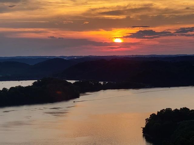 24B Bluegill Lane, Hilham, TN 38568