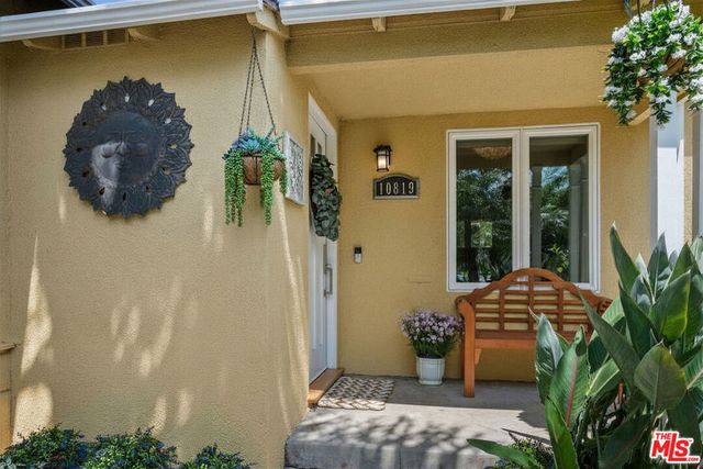 10819 Garfield Avenue, Culver City, CA 90230