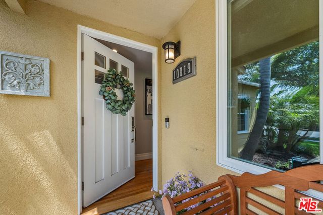 10819 Garfield Avenue, Culver City, CA 90230