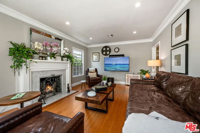 10819 Garfield Avenue, Culver City, CA 90230