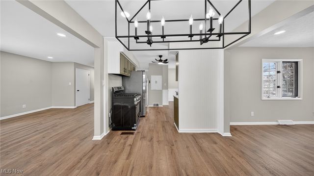 16811 Invermere Avenue, Cleveland, OH 44128