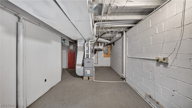 16811 Invermere Avenue, Cleveland, OH 44128