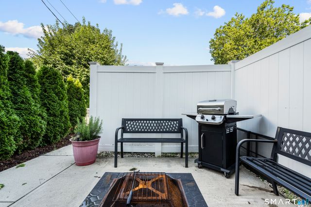 18 Court A, Bridgeport, CT 06610