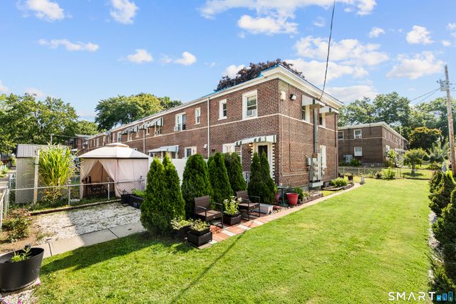 18 Court A, Bridgeport, CT 06610